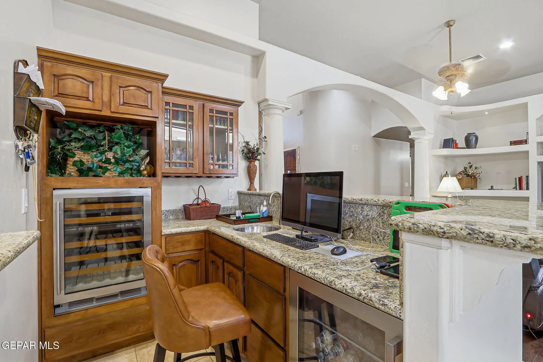 Photo of 6340 FRANKLIN RED Drive