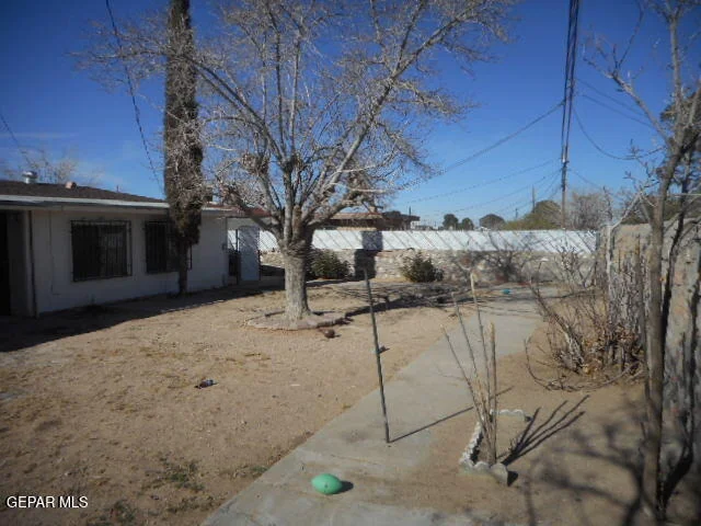 Photo of 2032 SOLANO Drive