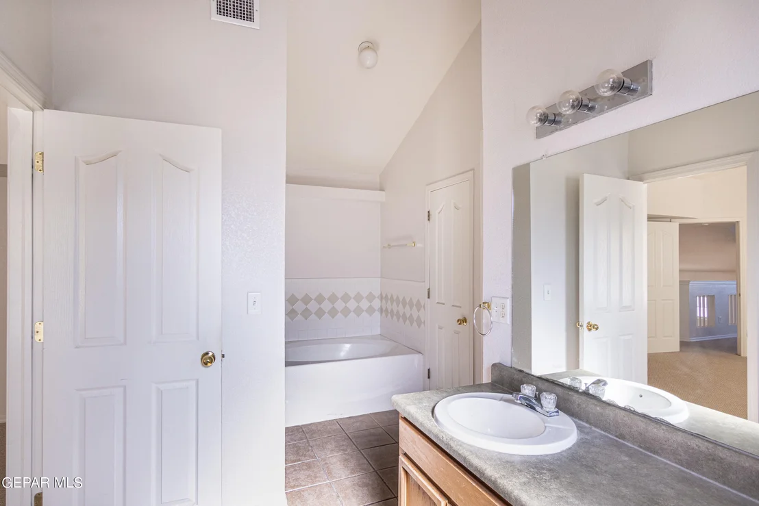 Photo of 12172 Sun Arbor Place