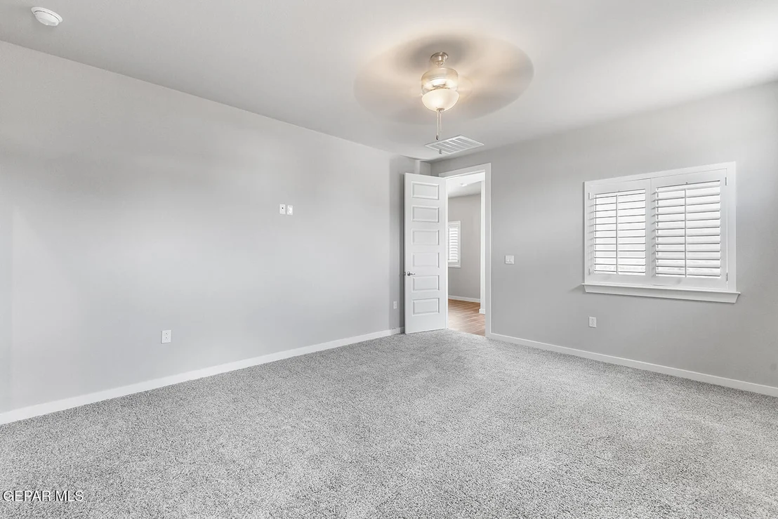 Photo of 937 Nayland Place