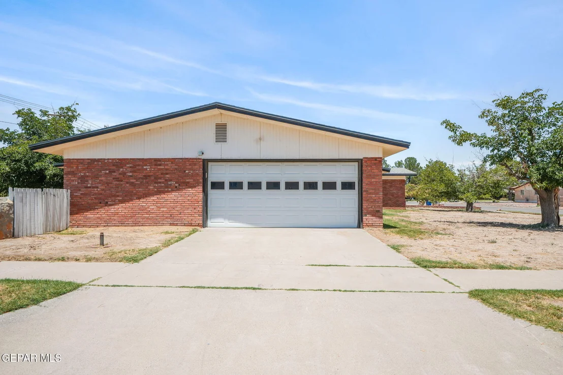 Photo of 4136 Perth Drive