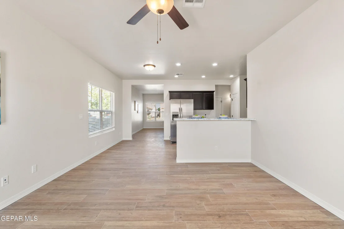Photo of 325 Sand Gate Drive