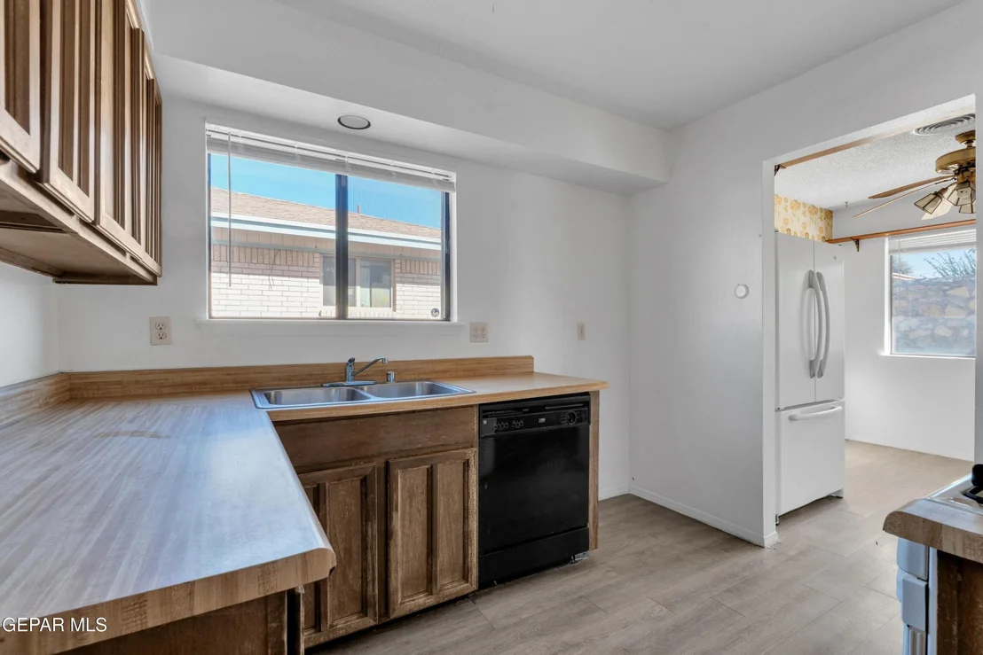 Photo of 1628 Bert Green Drive
