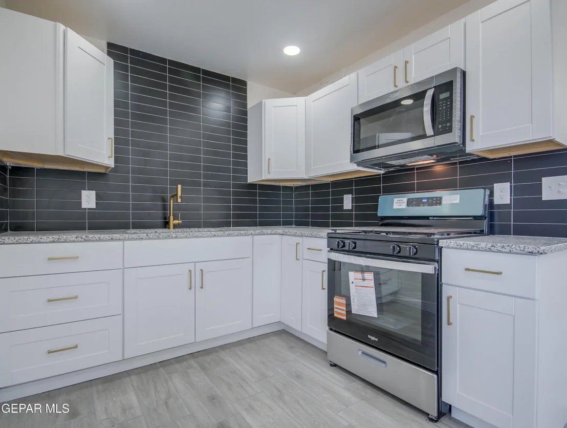 Photo of 812 SANTA BARBARA Drive