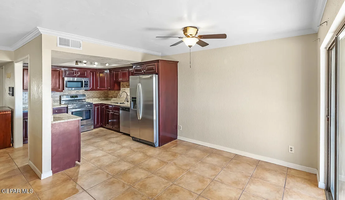 Photo of Unit D at 150 Silver Shadow Drive