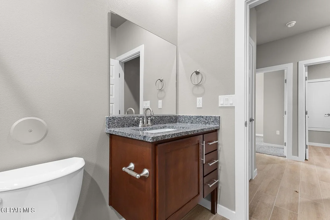 Photo of 15261 Composition Avenue