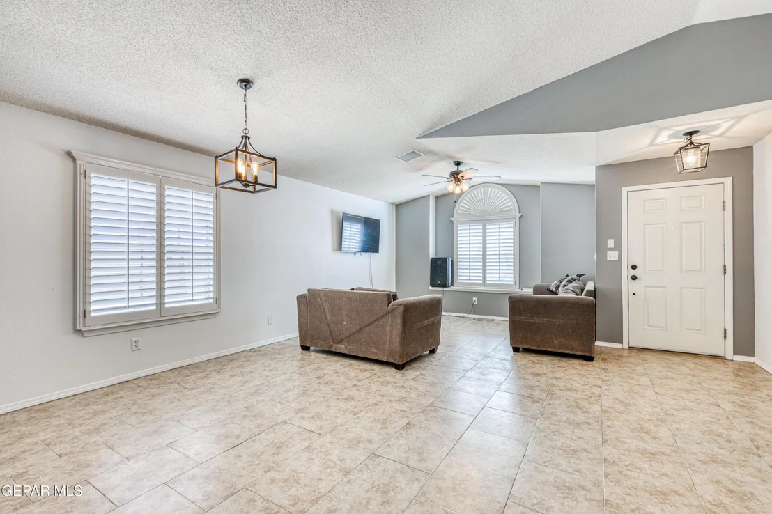 Photo of 12281 SUN BRIDGE Place