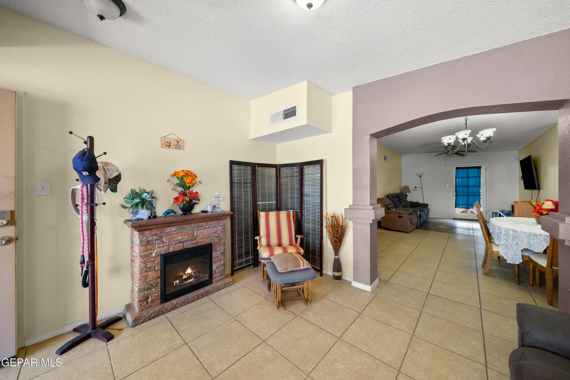 Photo of 11916 AUBURN SANDS Drive