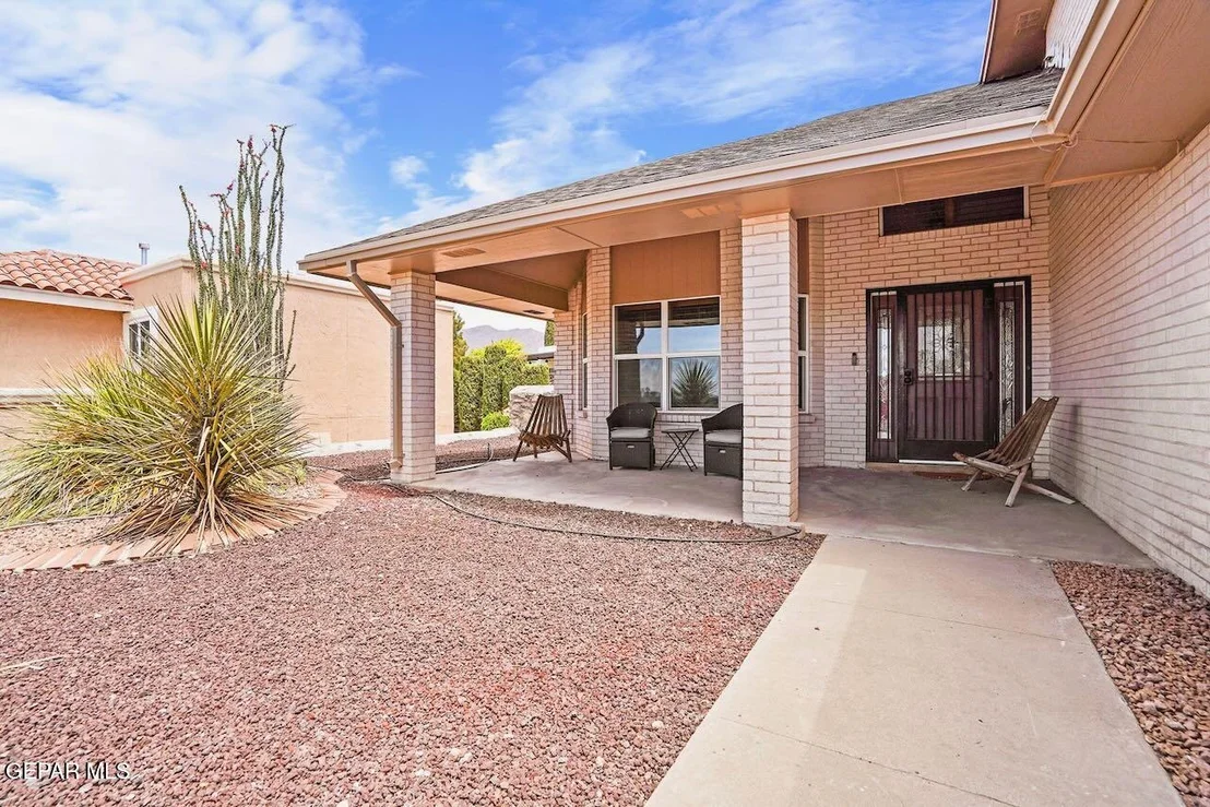 Photo of 760 CHELTENHAM Drive