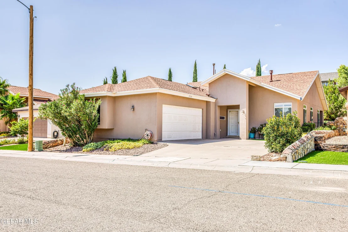 Photo of 7713 OAK LANDING Drive