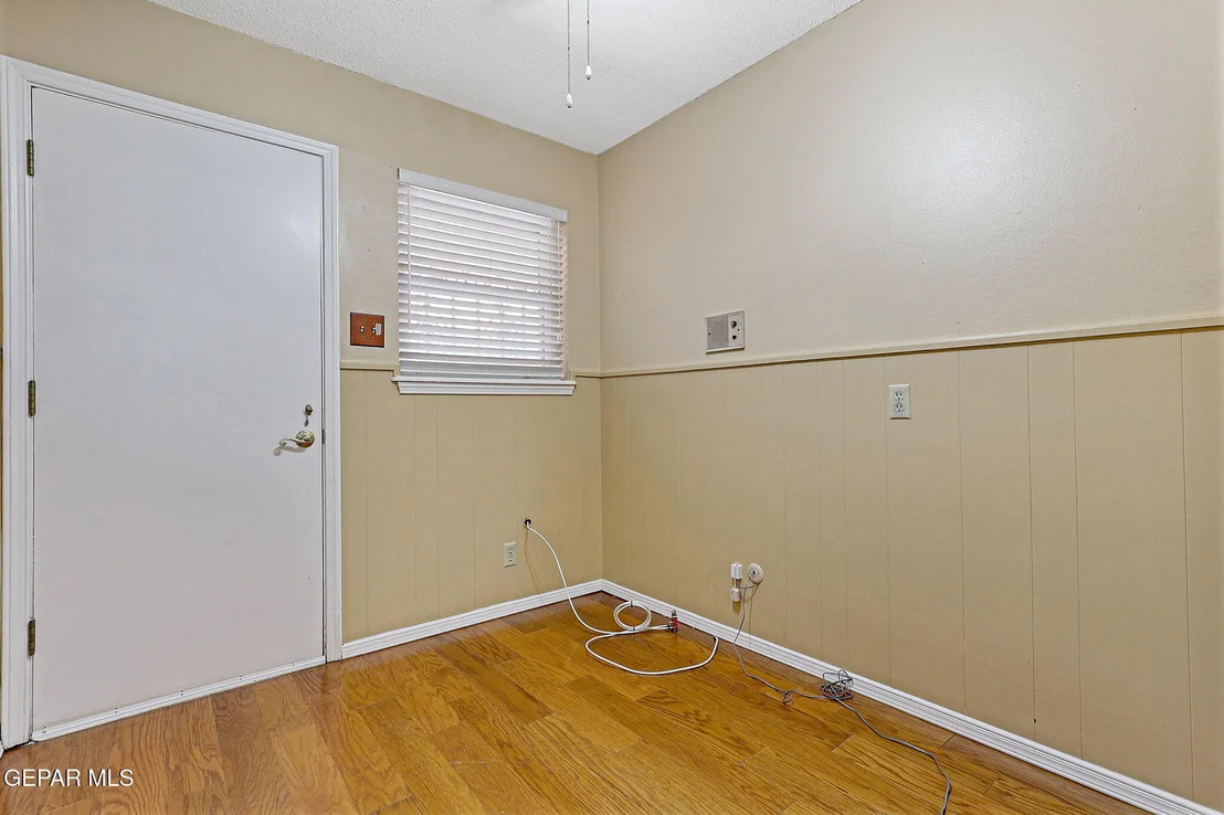 Photo of 9000 MCCABE Drive