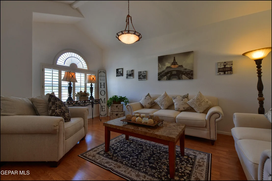 Photo of 6516 Isla del Rey Drive