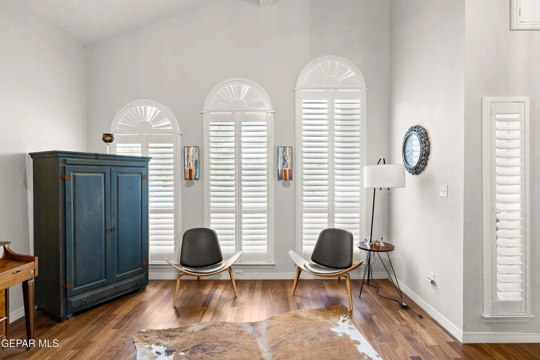 Photo of 1000 SUN RIDGE Drive