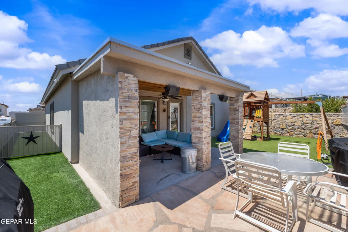 Photo of 232 Reigate Drive