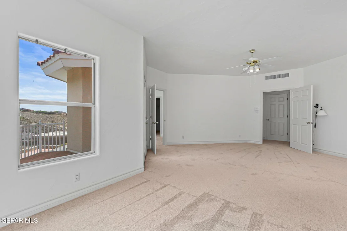 Photo of 5566 Buckley Drive