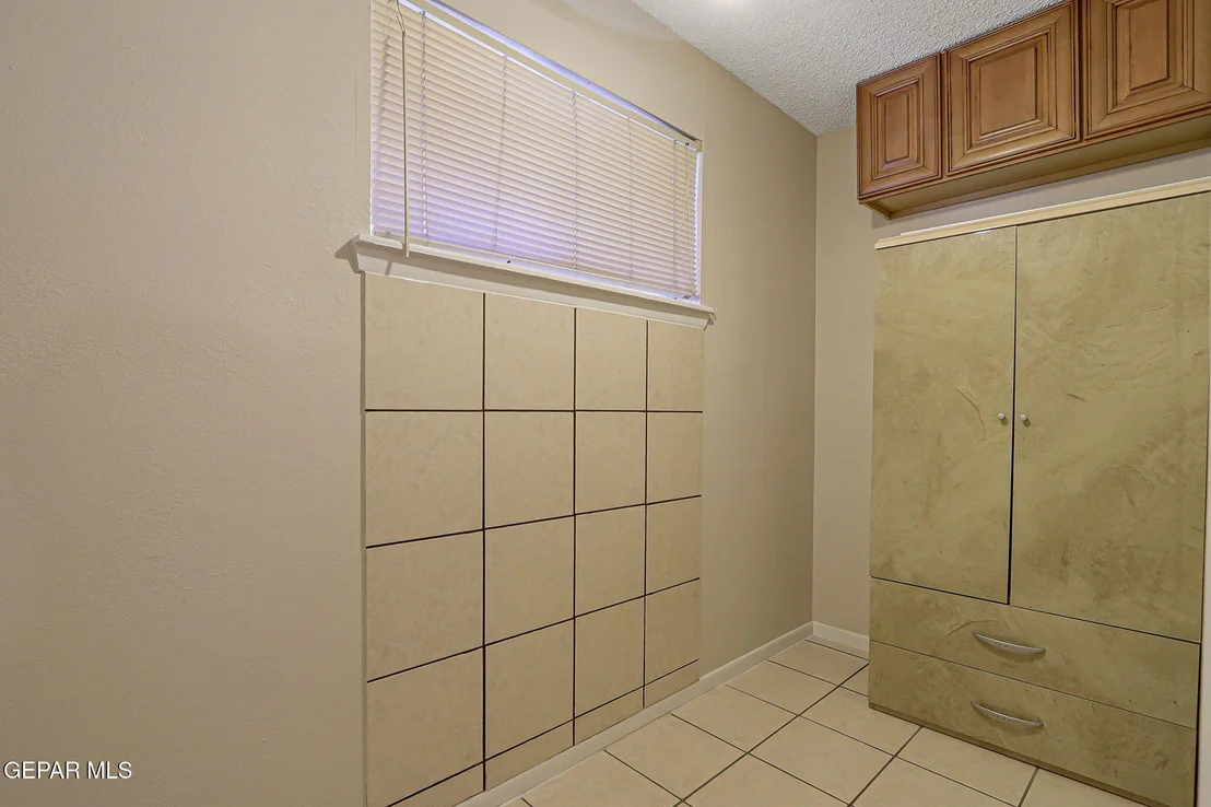 Photo of 1304 Honeysuckle Drive