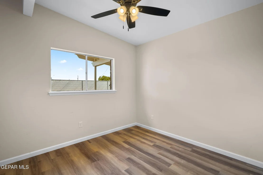 Photo of 5116 Anchorage Avenue