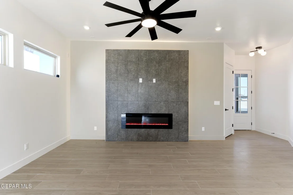 Photo of 617 Paseo De La Reina Street