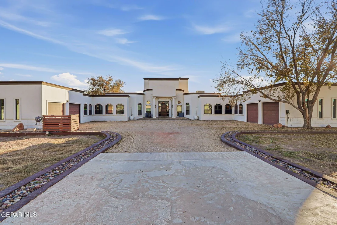 Photo of 800 SMOKEY RIDGE Court