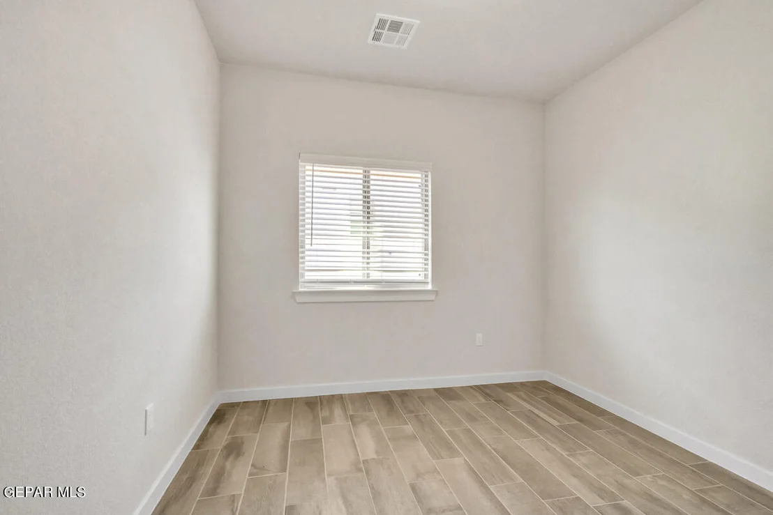 Photo of 15216 Concentrate Avenue