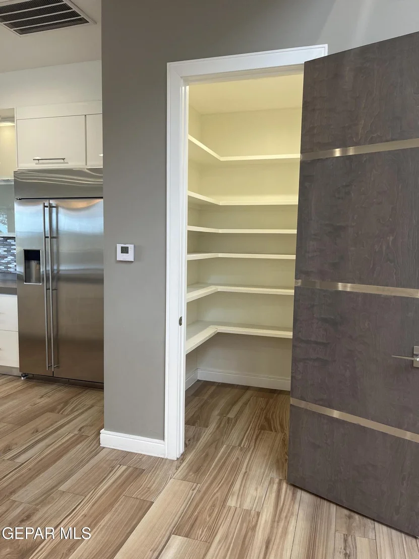 Photo of Unit 21 at 6006 Balcones Court