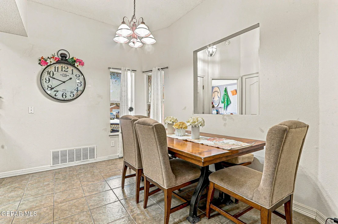 Photo of 835 SUN CITY PARK Court