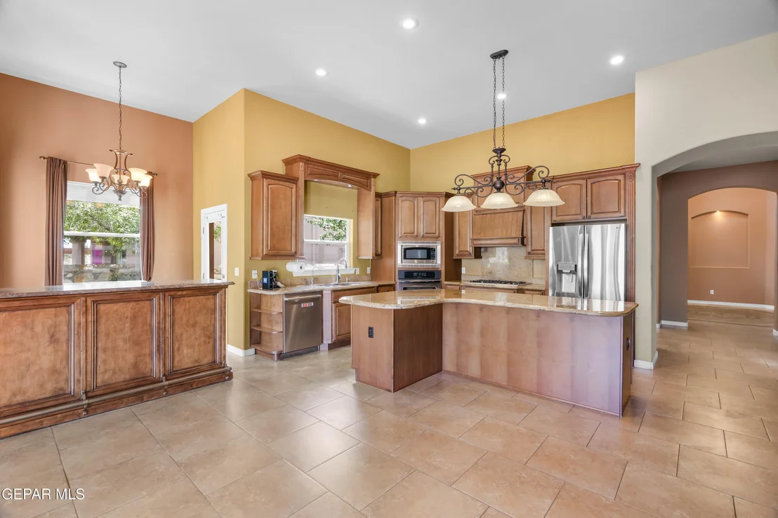 Photo of 6540 CABANA DEL SOL Drive