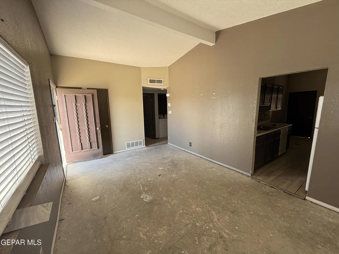Photo of 6676 Tiger Eye Drive