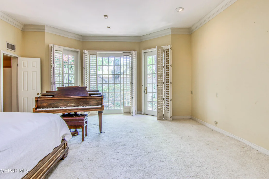 Photo of 6041 TORREY PINES Drive