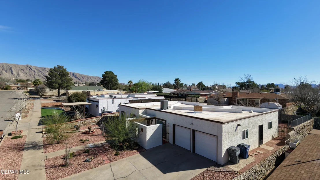 Photo of 6916 POLVADERA Drive