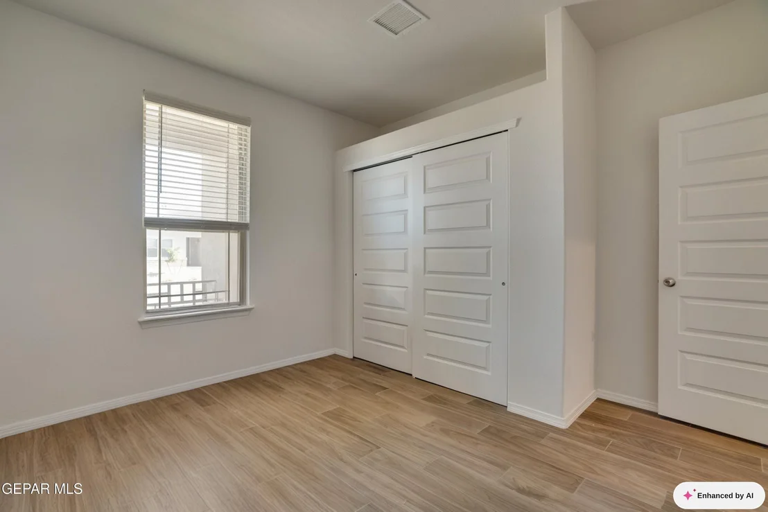 Photo of 7328 Glacier Drive