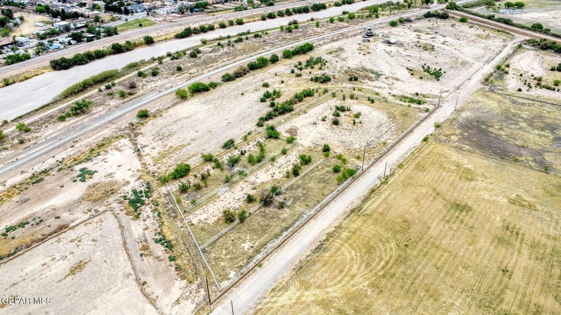 Photo of 6000 Strahan Road