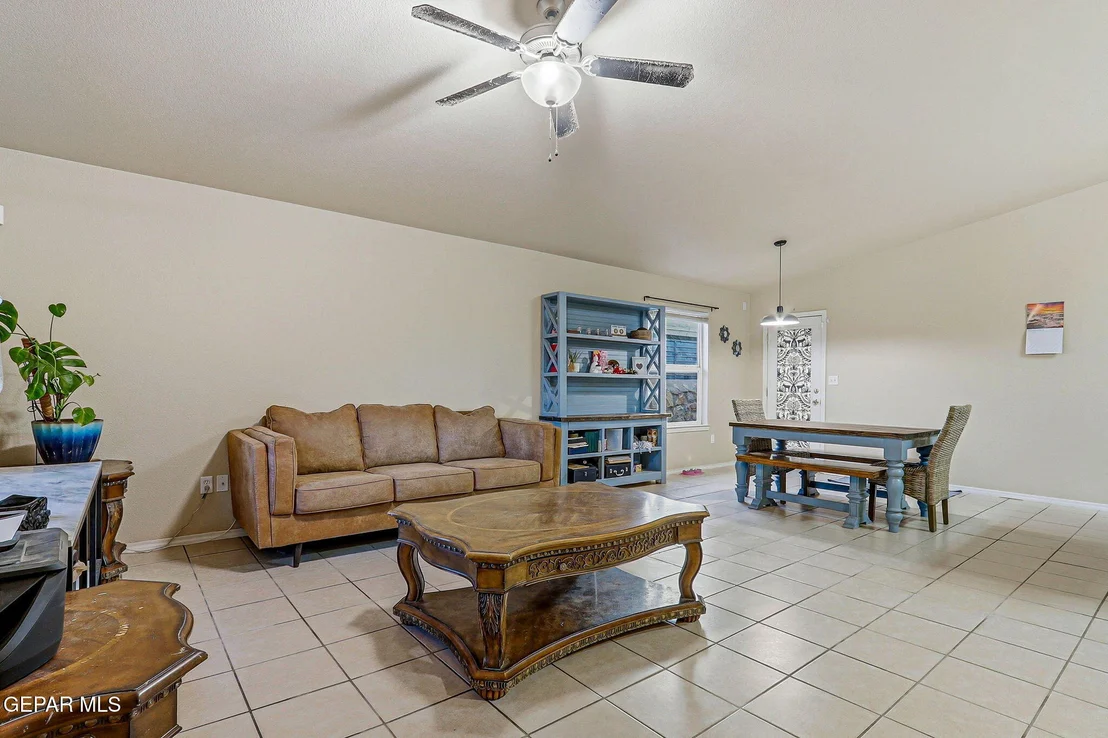 Photo of 11737 AUTUMN WHEAT Drive