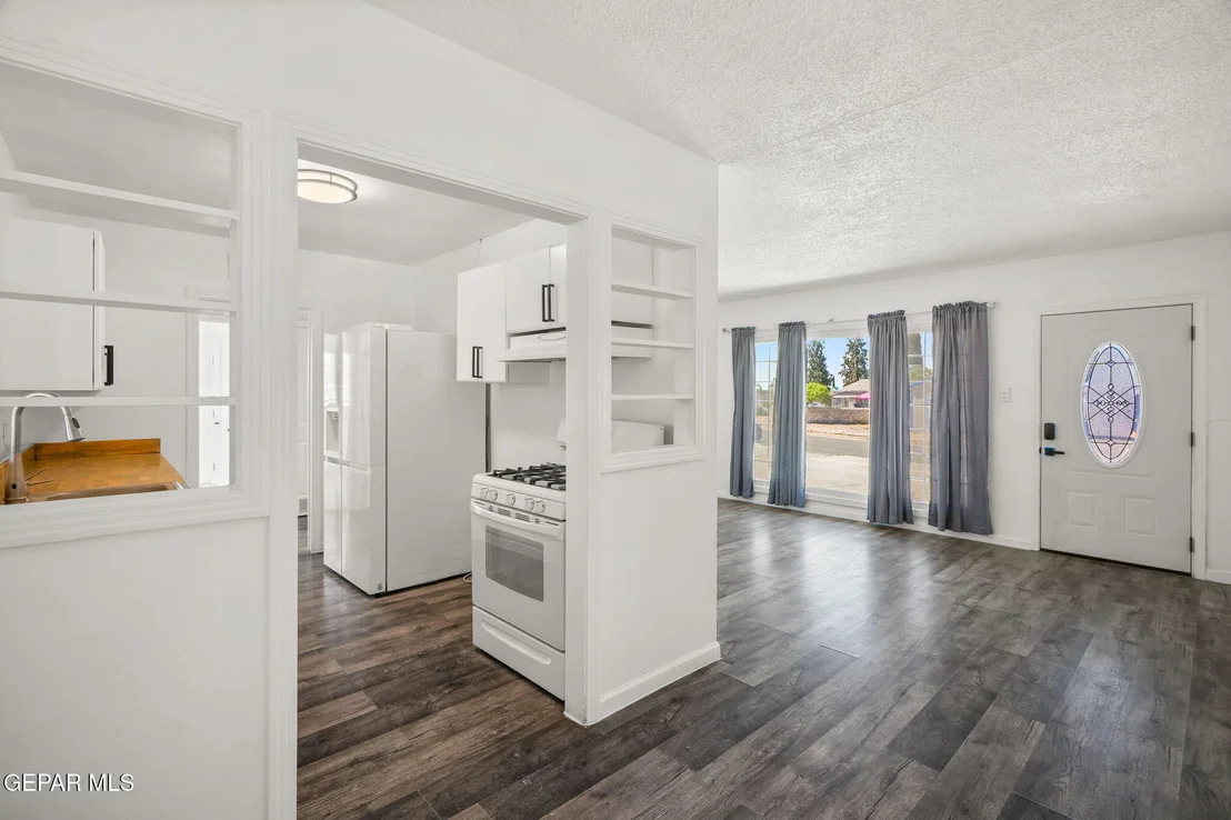 Photo of 7609 VERONA Circle