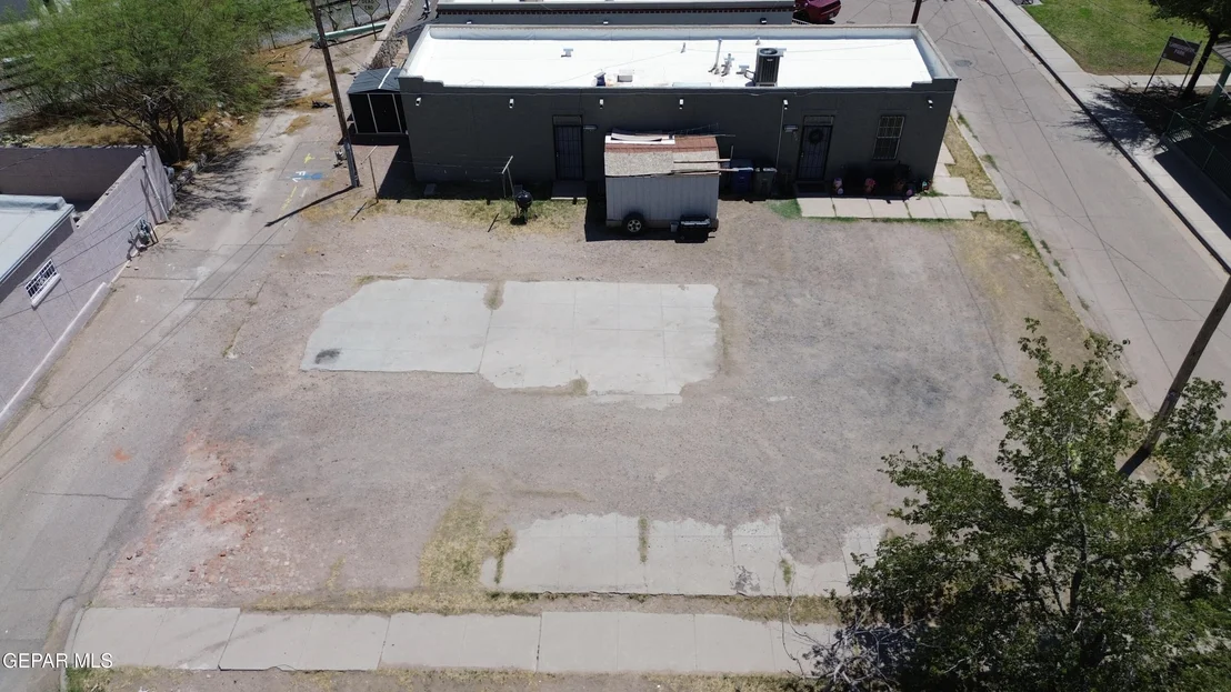 Photo of 410 Charles Road