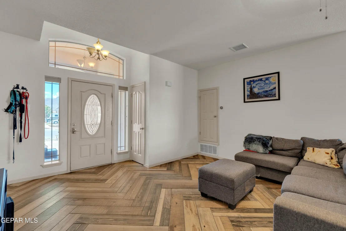 Photo of 11328 ROBERT LENNOX Drive