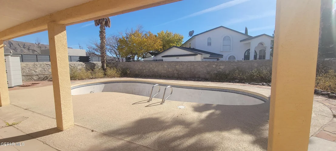 Photo of 628 BLUFF CANYON Circle
