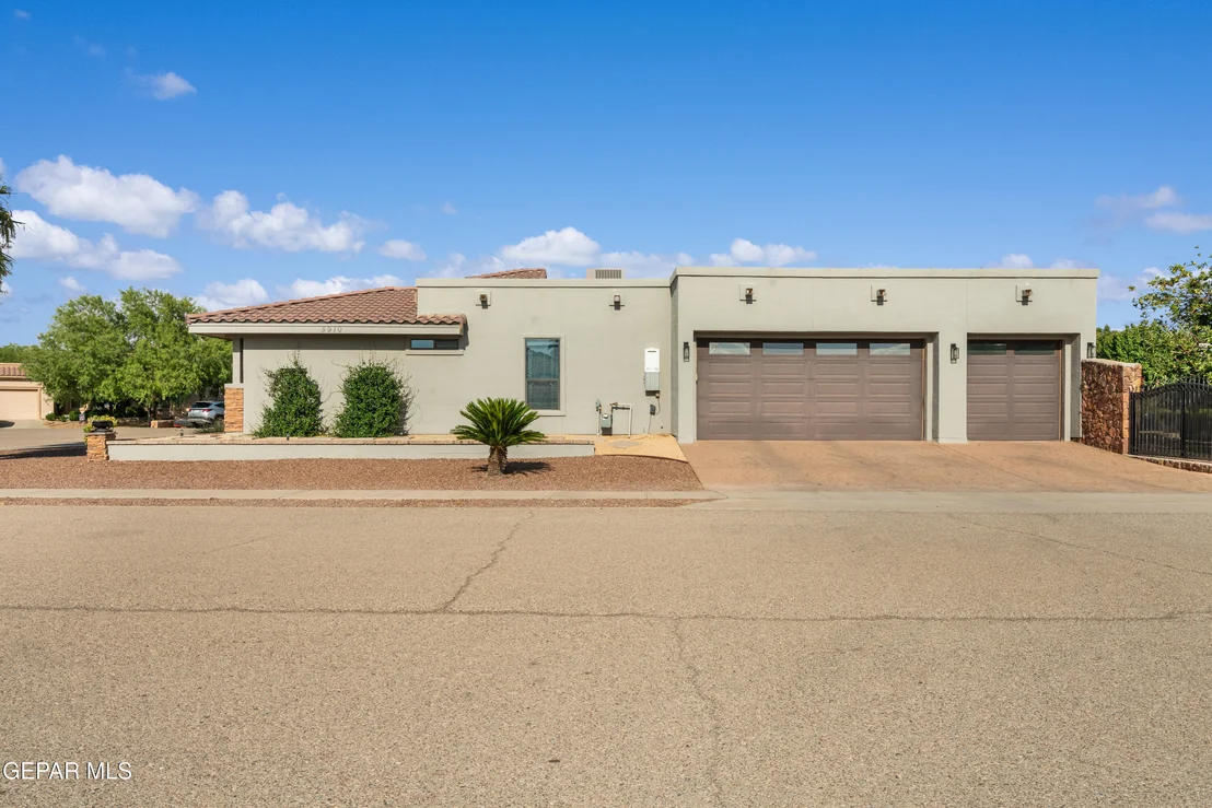 Photo of 5910 ARBOL Place