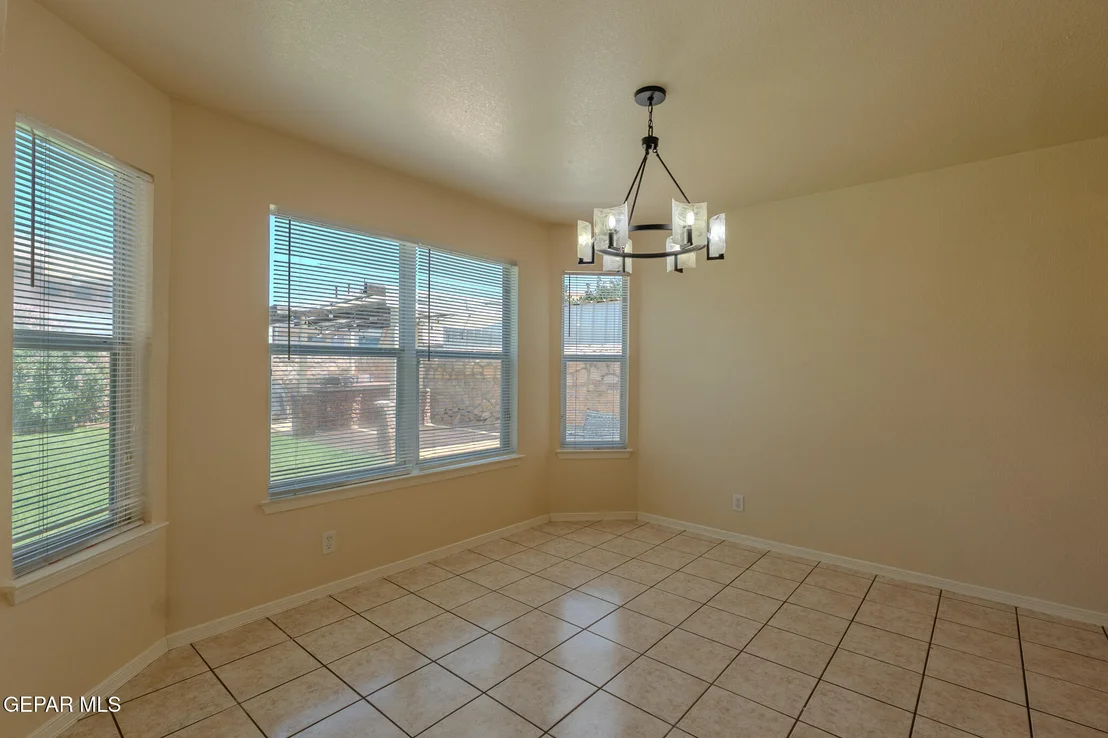 Photo of 5721 LAUREL CLARK Lane