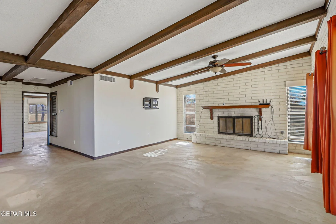 Photo of 7770 WESTSIDE Road