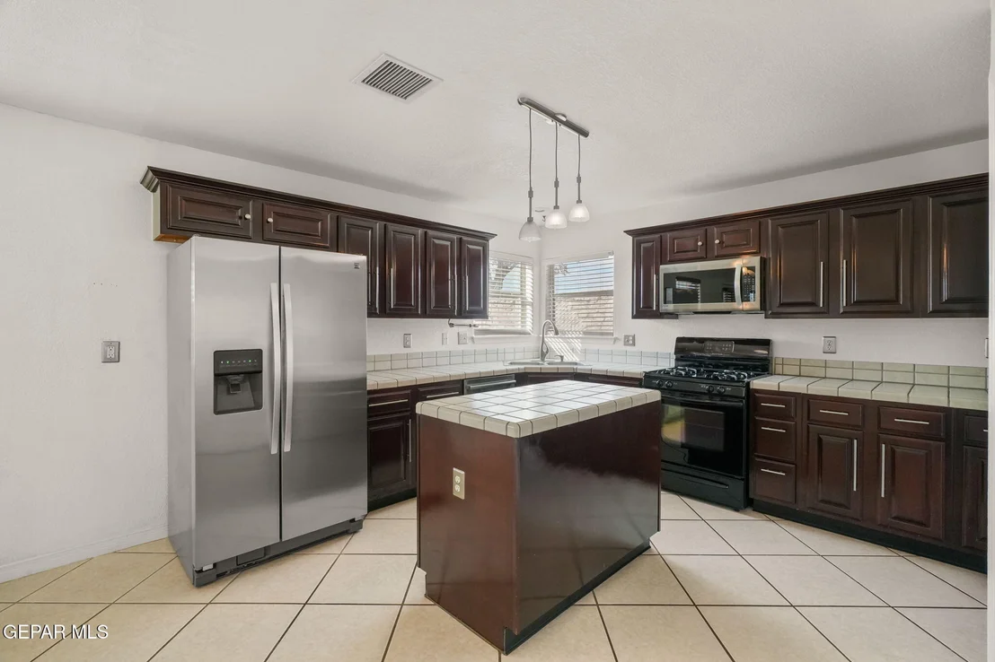 Photo of 1611 PLAYA DEL SOL Street