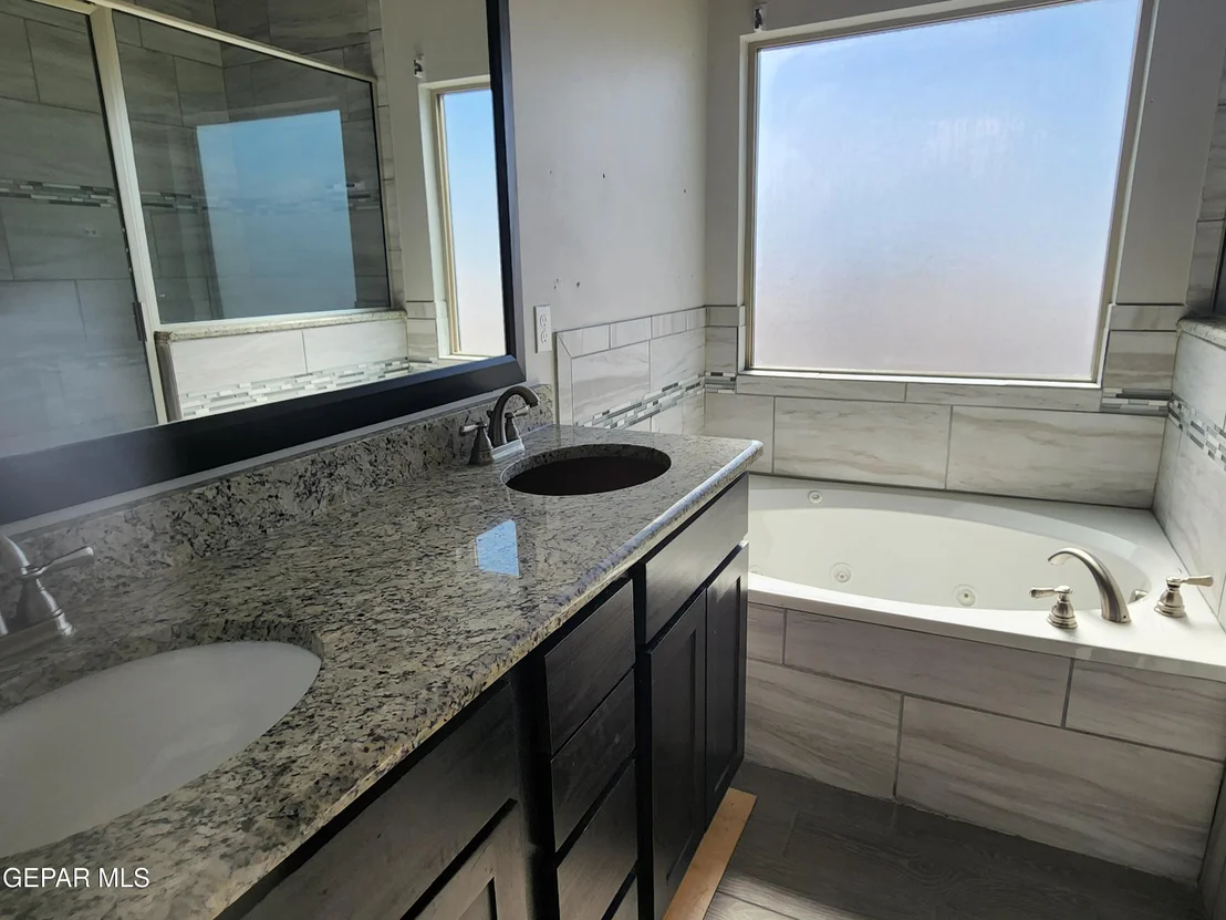 Photo of 10093 HUECO JUNCTION Road