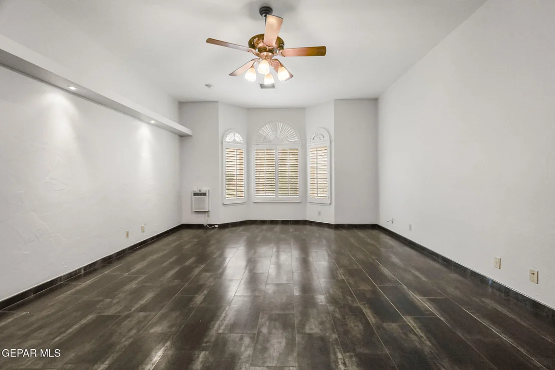 Photo of 651 Simon Court