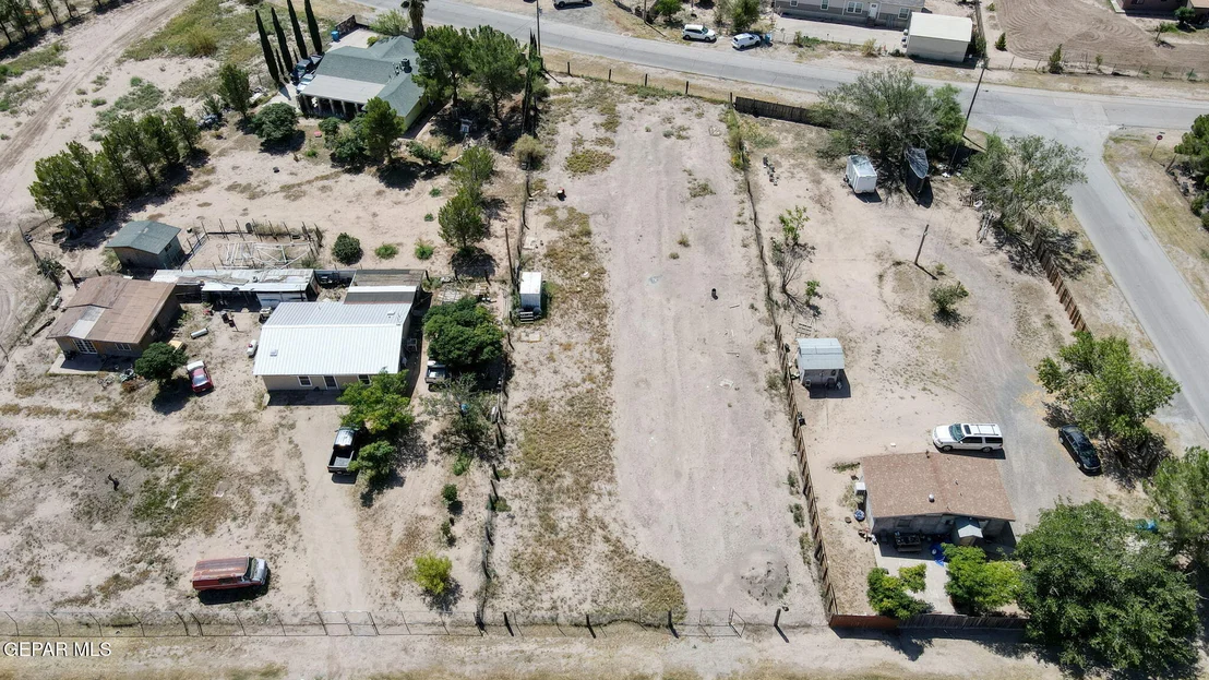 Photo of 410 Valle Rojo Drive