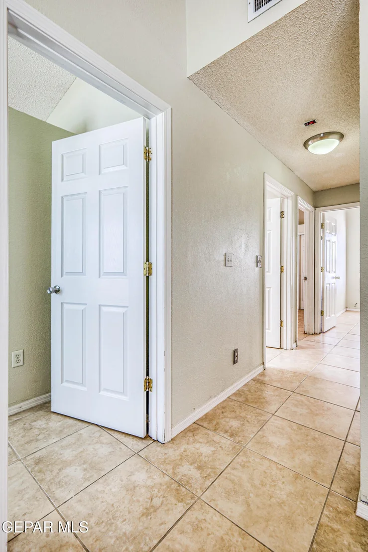Photo of 665 Orchid Drive