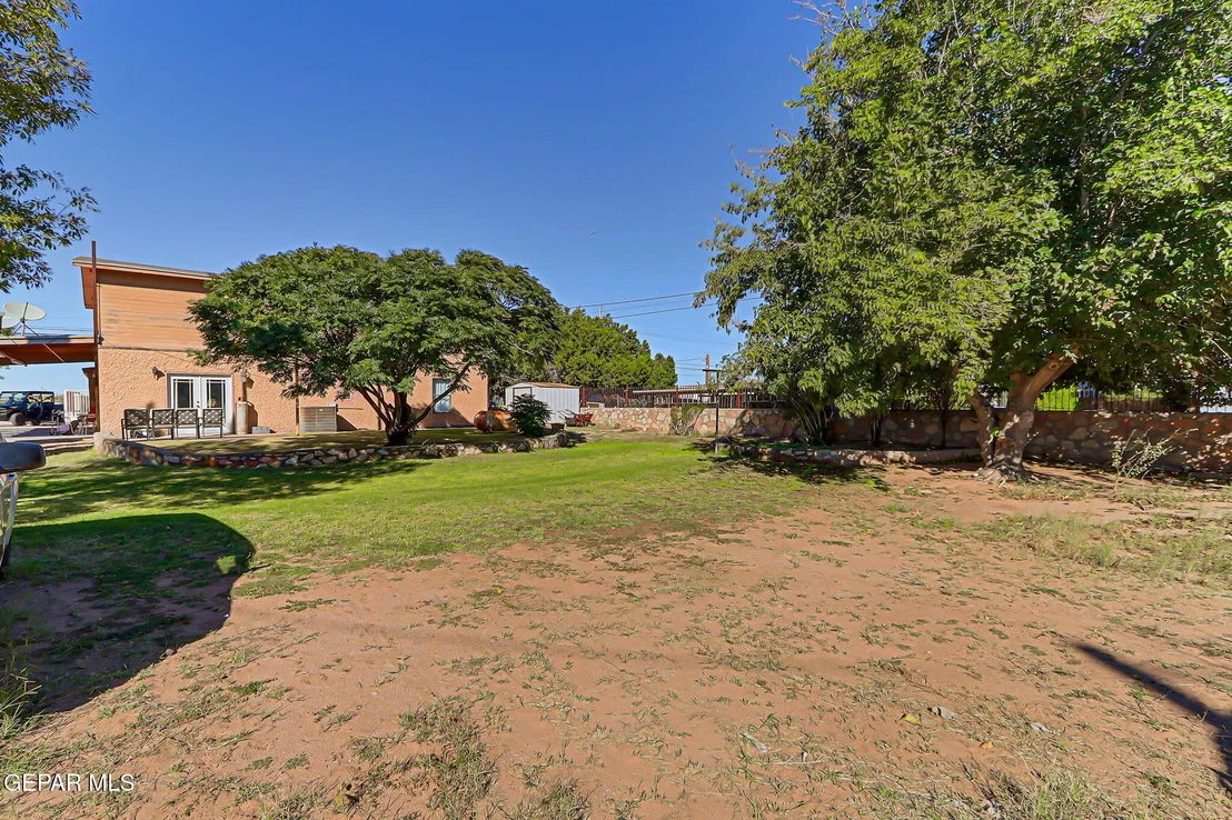 Photo of 15972 N Horizon Boulevard