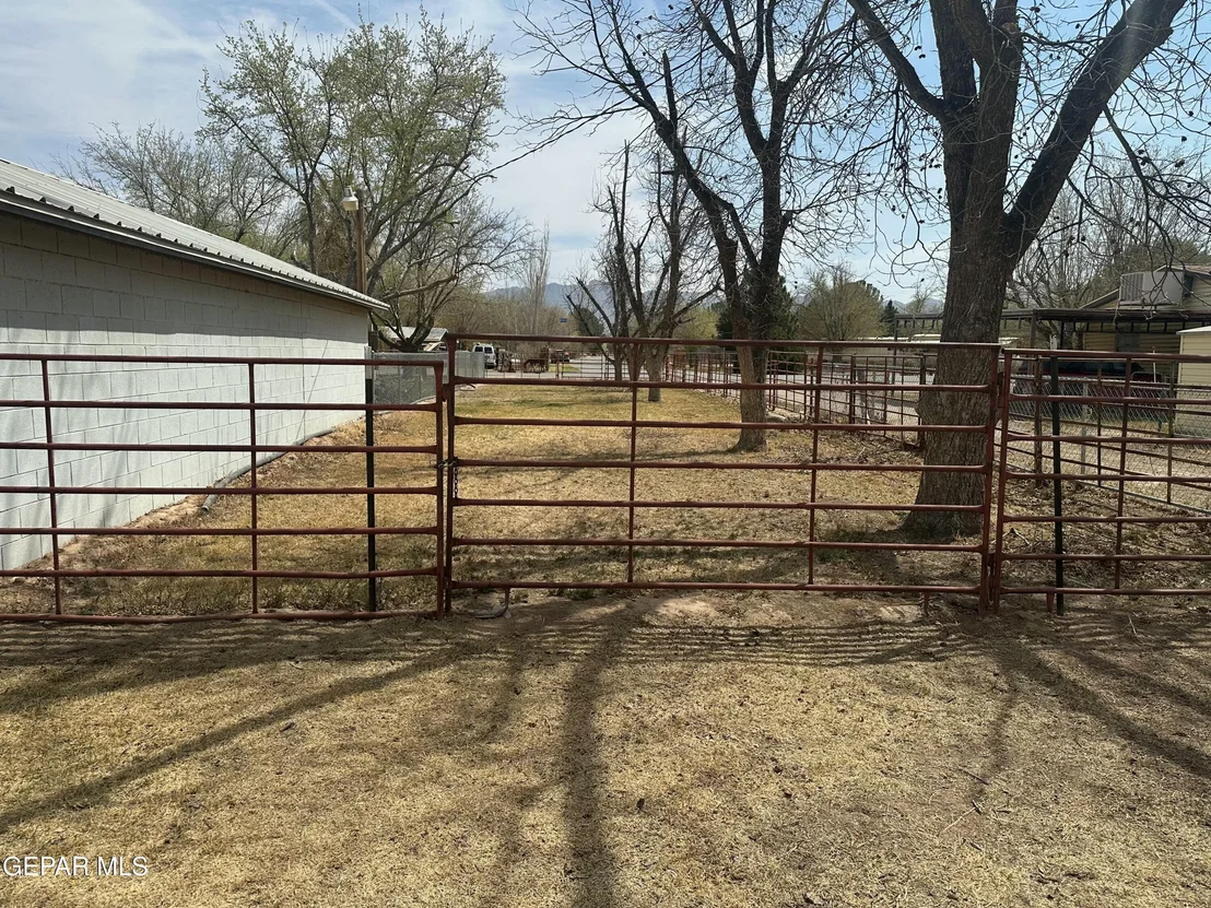 Photo of 8701 Hickory Lane