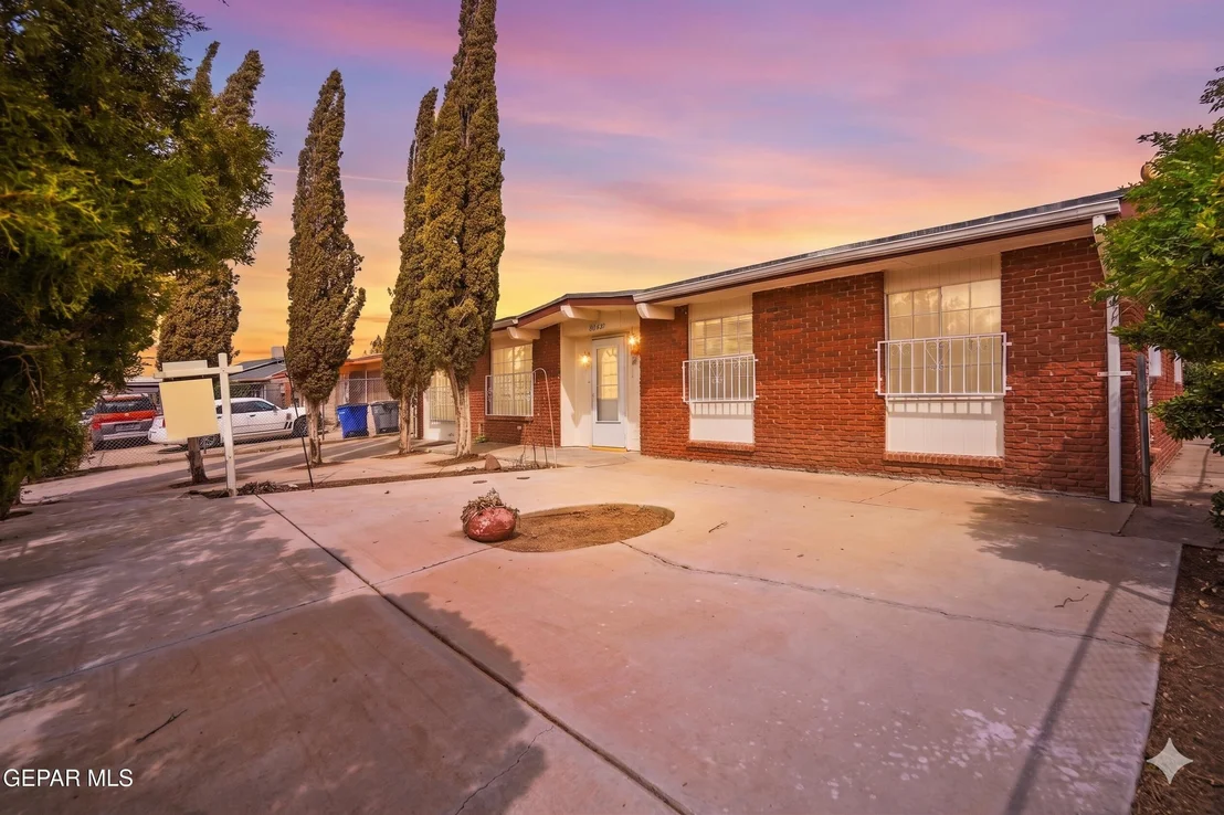 Photo of 10442 TRIUMPH Drive