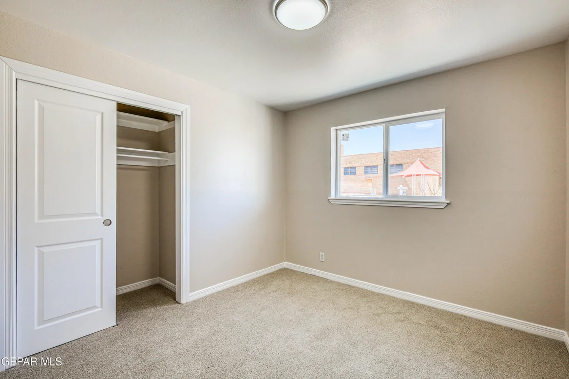Photo of 424 Indian Place