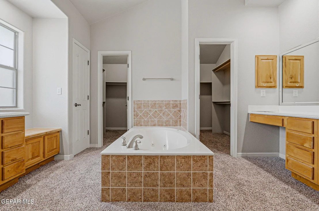 Photo of 6313 FRANKLIN BLUFF Drive